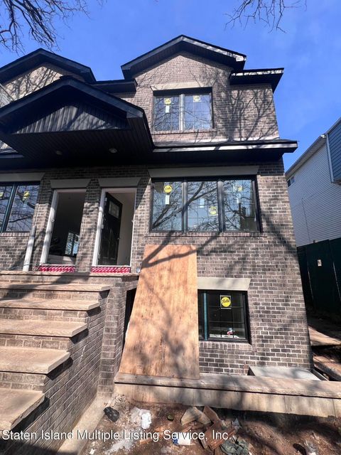 Photo of 431 Alter Avenue #B, Staten Island, NY 10304 (MLS # 2401059)
