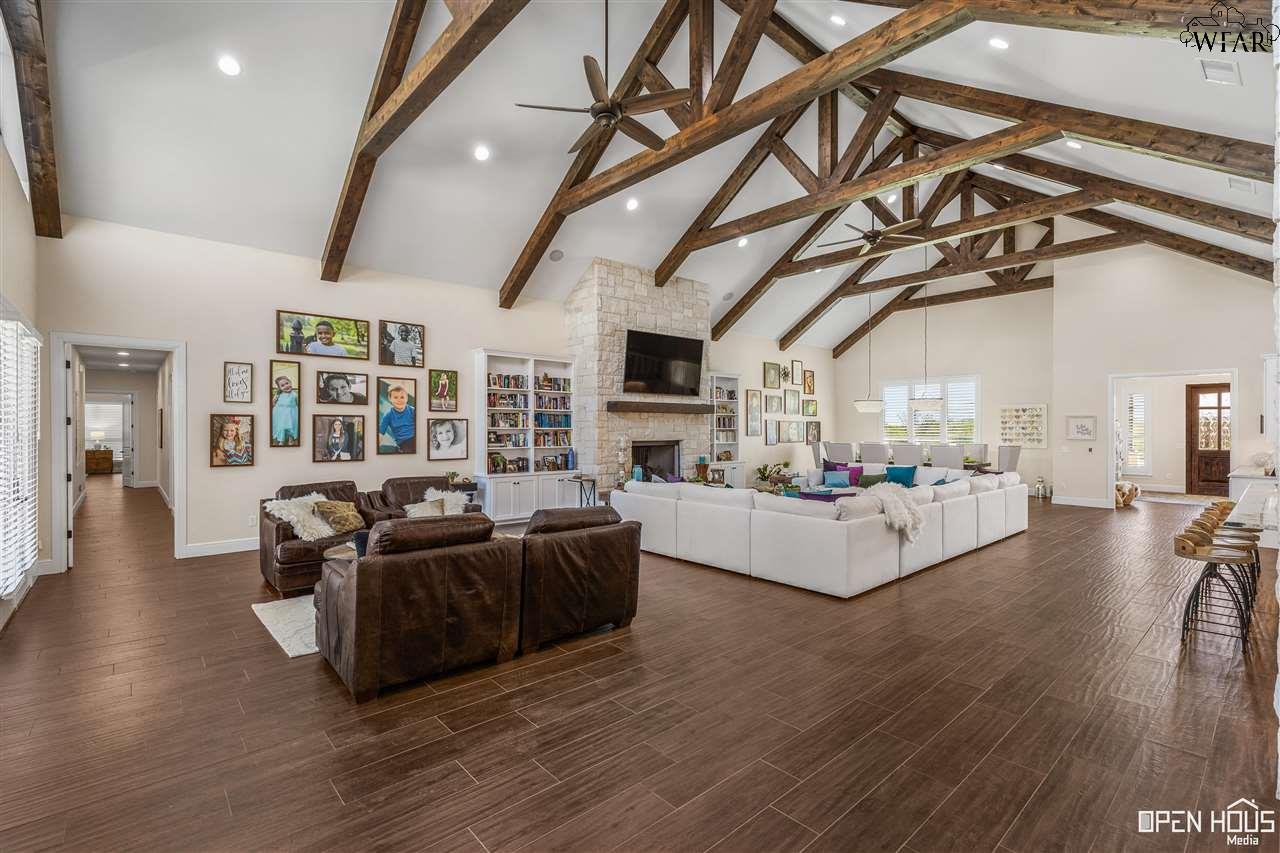 1134 Kinta Trail, Wichita Falls, Texas image 2