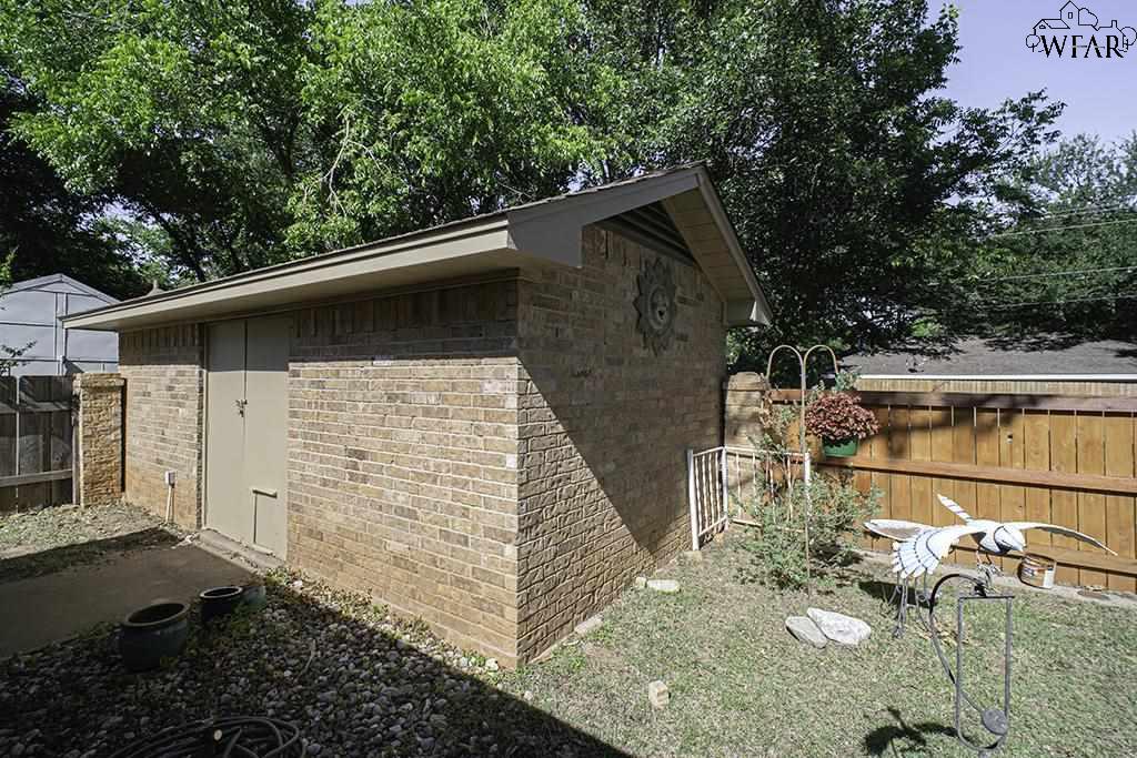 2513 N Elmwood Circle, Wichita Falls, Texas image 29