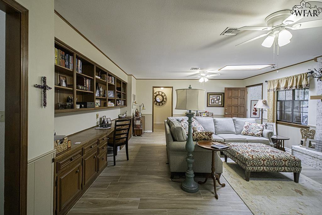 2513 N Elmwood Circle, Wichita Falls, Texas image 20