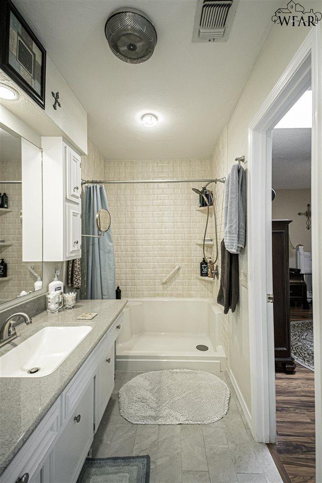 2513 N Elmwood Circle, Wichita Falls, Texas image 22