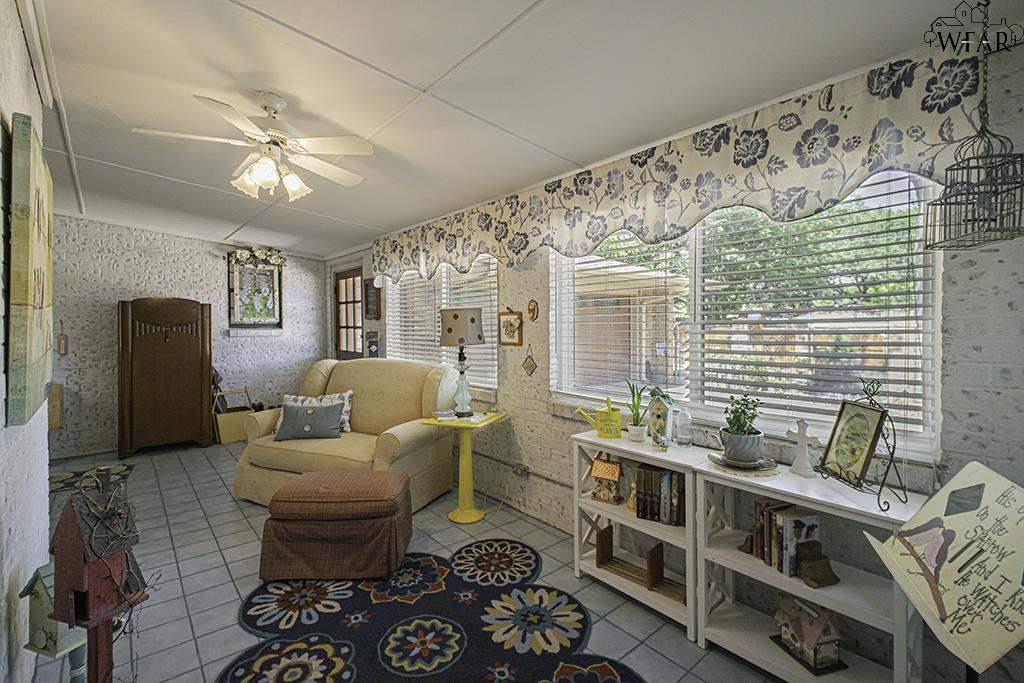 2513 N Elmwood Circle, Wichita Falls, Texas image 16