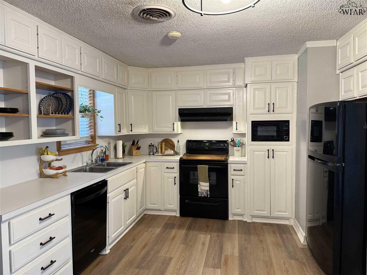 607 Hazel Drive, Burkburnett, Texas image 5