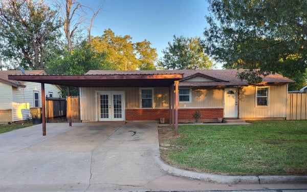 1431 TANBARK RD, WICHITA FALLS, TX 76306 - Image 02253543f203f93b1d64da7f3acdaec0/465604832