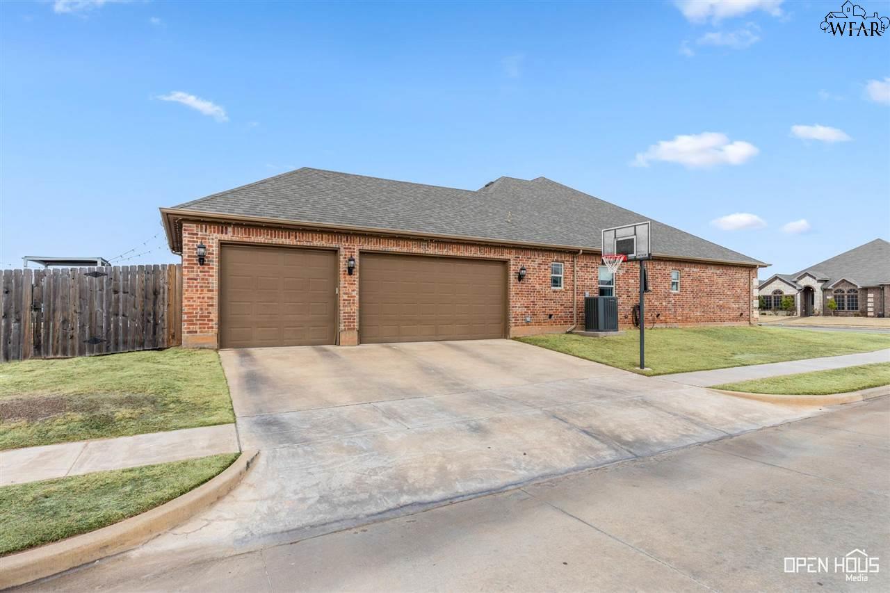 5000 Blue Mesa Lane, Wichita Falls, Texas image 30