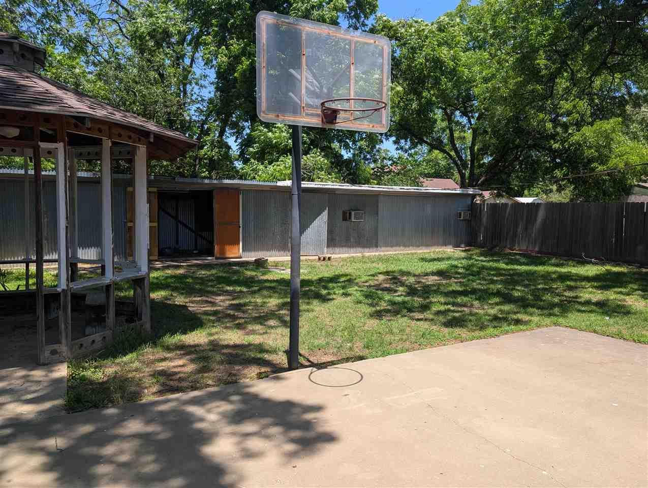 515 Park Street, Burkburnett, Texas image 26