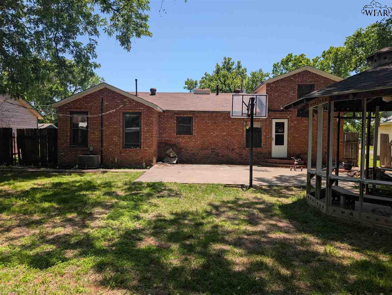 515 Park Street, Burkburnett, Texas image 28