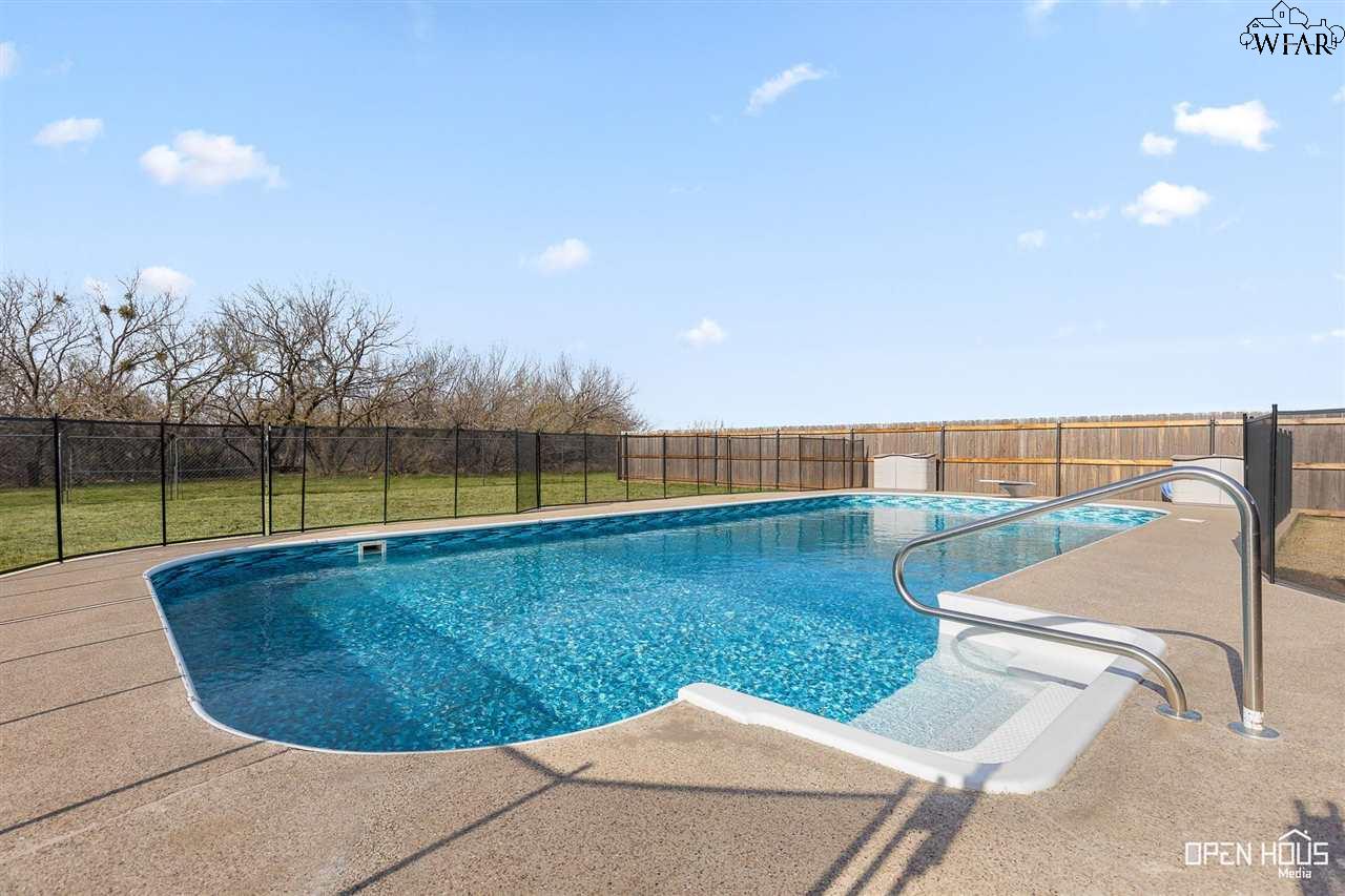 2944 Horseshoe Lake Road, Iowa Park, Texas image 23