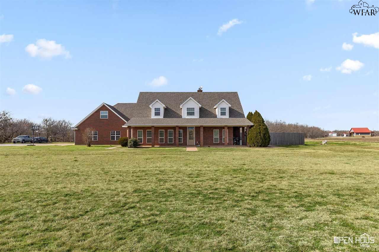 2944 Horseshoe Lake Road, Iowa Park, Texas image 2