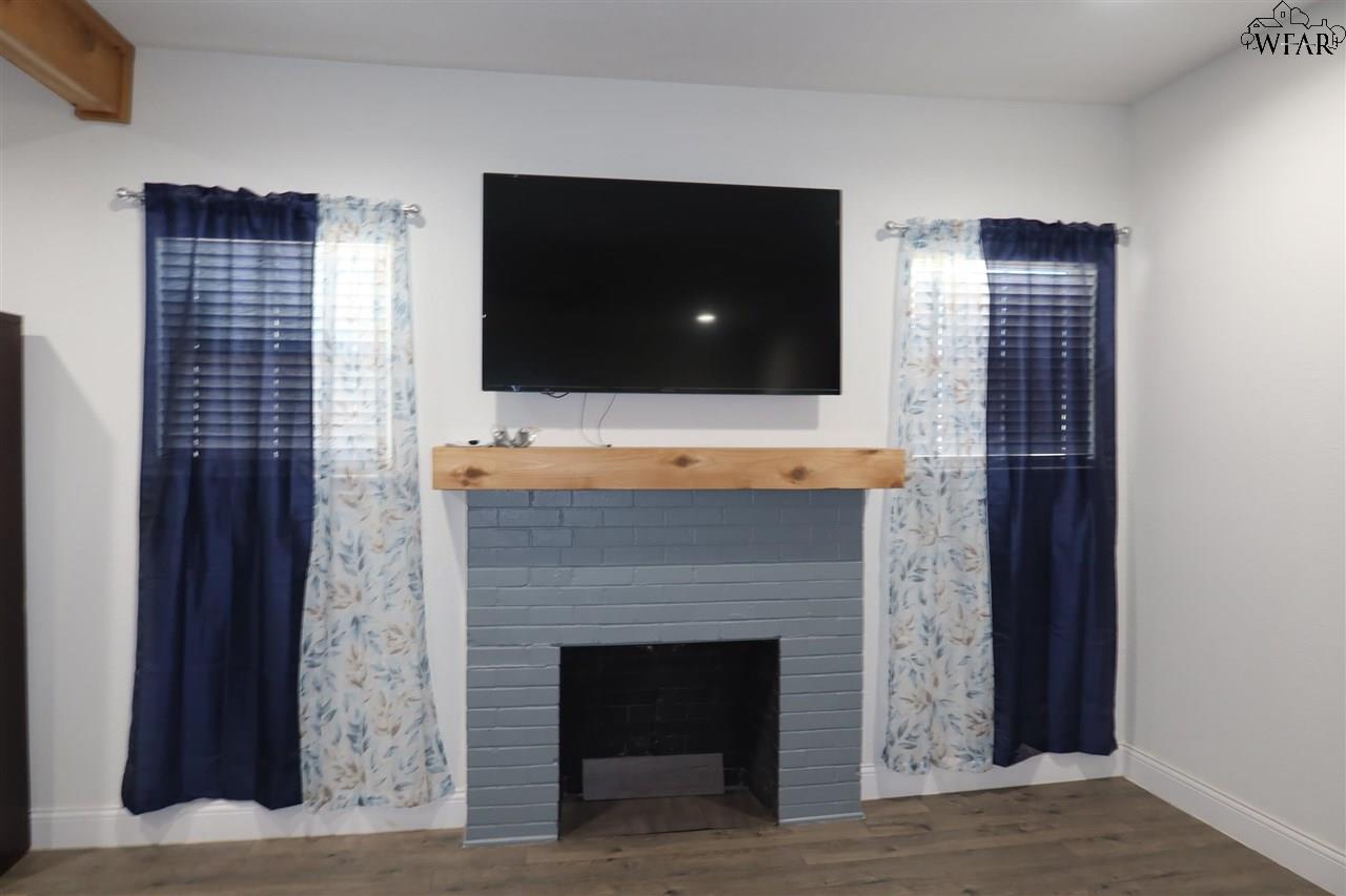 707 N Foley Street, Seymour, Texas image 3