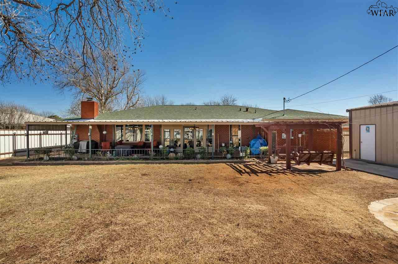 504 S Hilltop Avenue, Burkburnett, Texas image 30