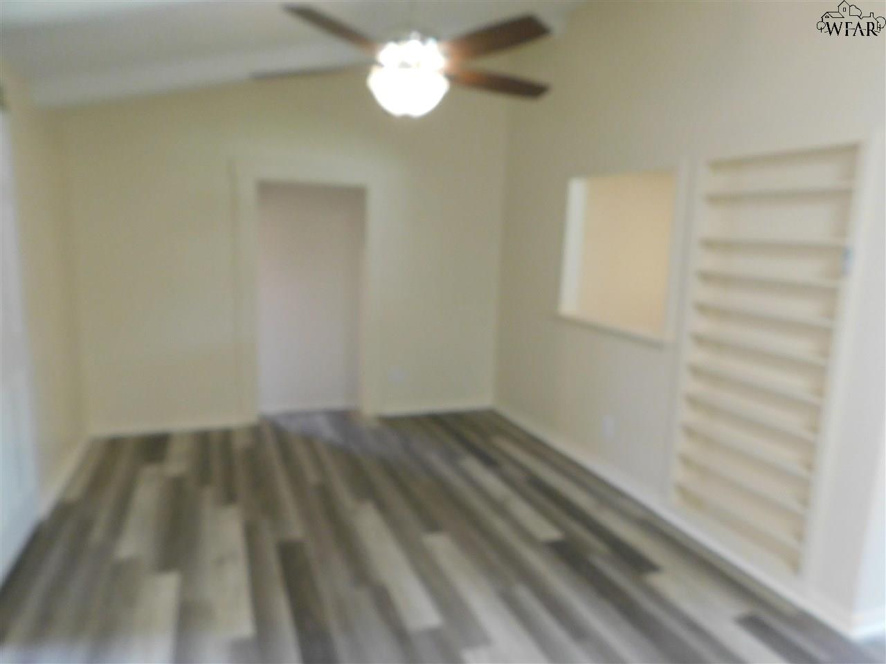 516 N Hilltop Avenue, Burkburnett, Texas image 13