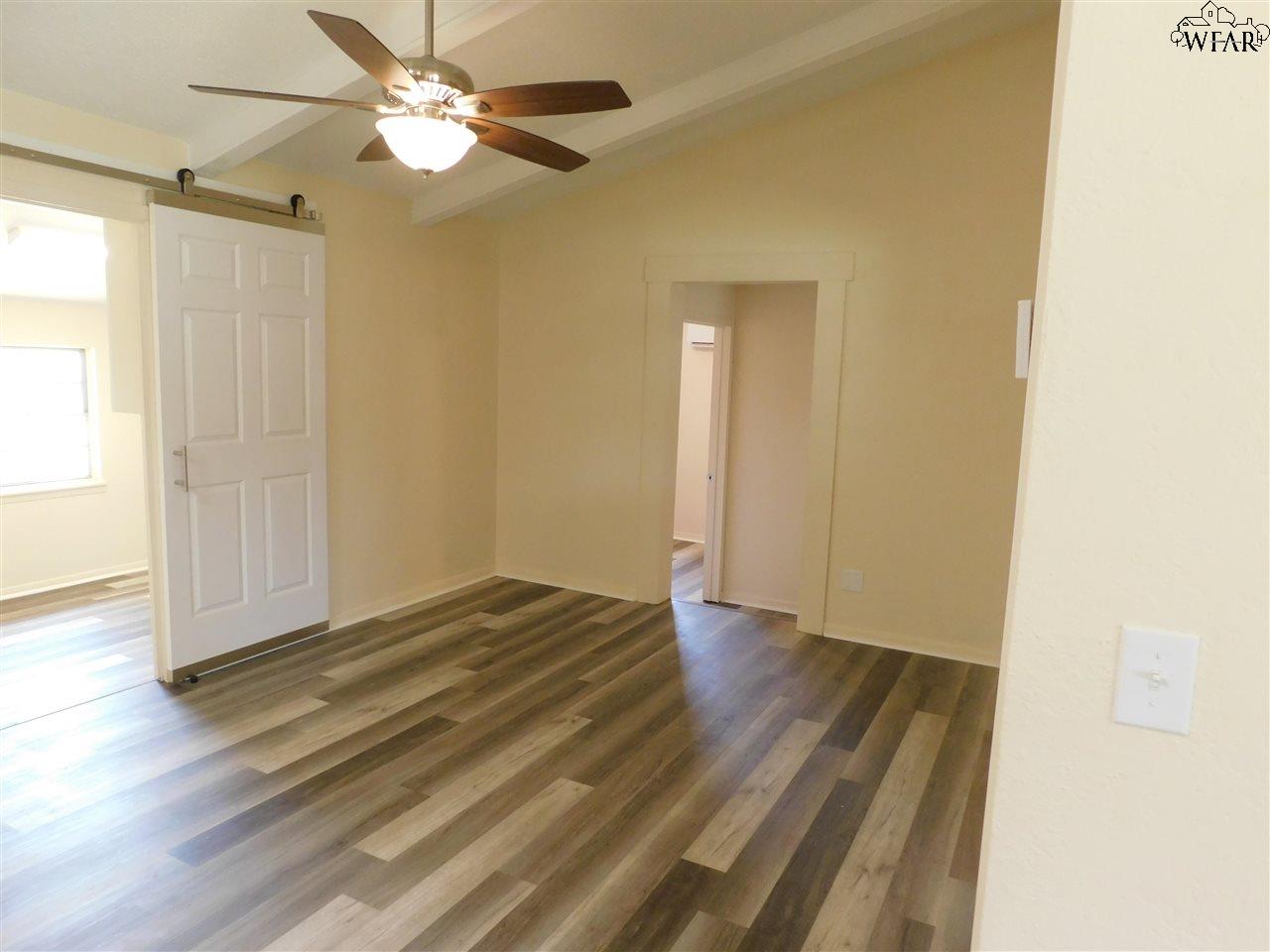 516 N Hilltop Avenue, Burkburnett, Texas image 5