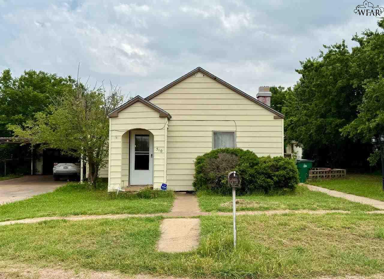 510 N Wilbarger Street, Electra, Texas image 1