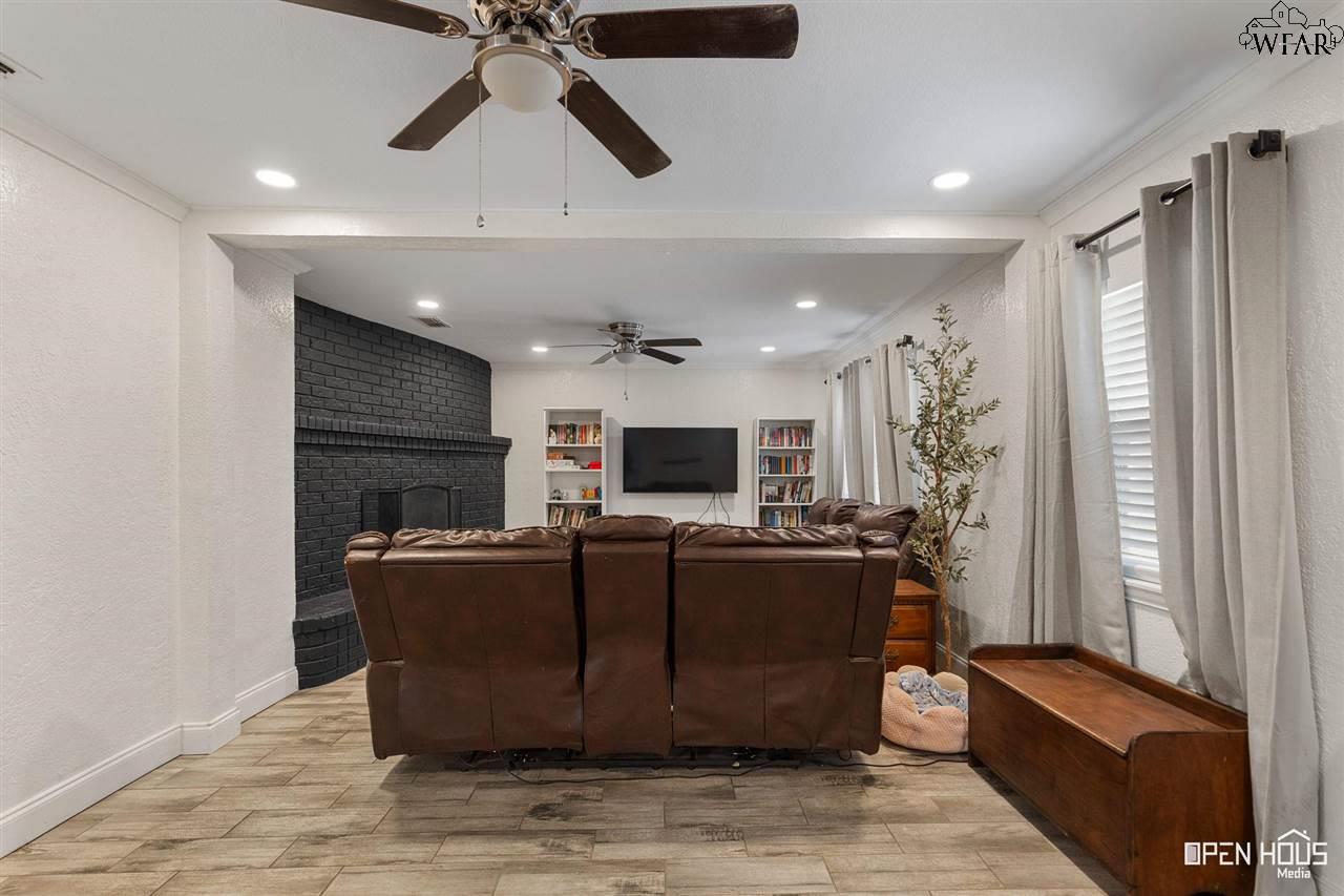 5108 Rockpoint Street, Wichita Falls, Texas image 5