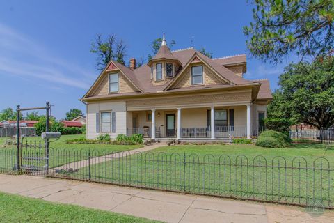 Apartment For Sale - 2106 AND 2116 Main Street<br/> Vernon, TX 76384