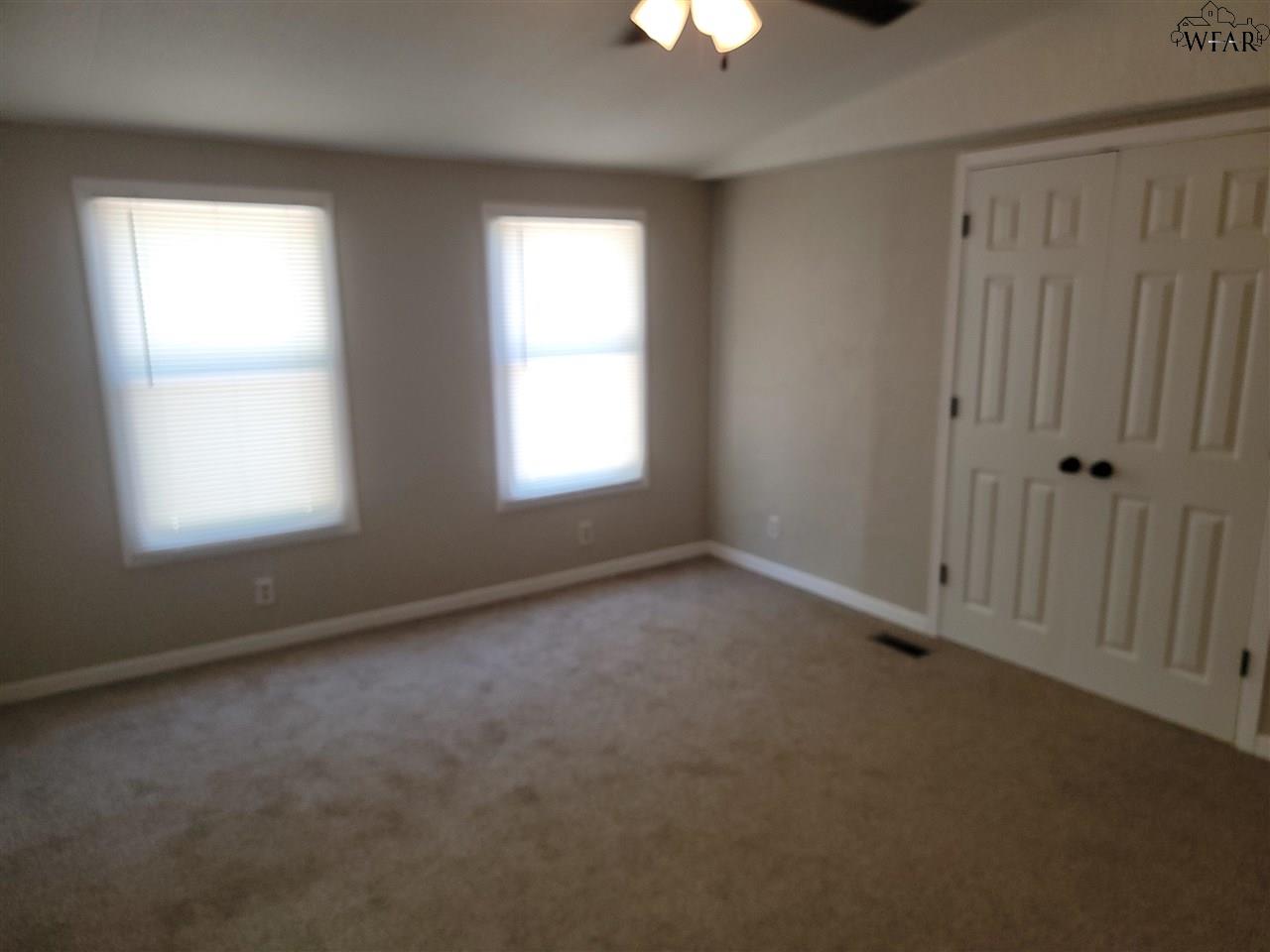 209 W 1st Street, Burkburnett, Texas image 14