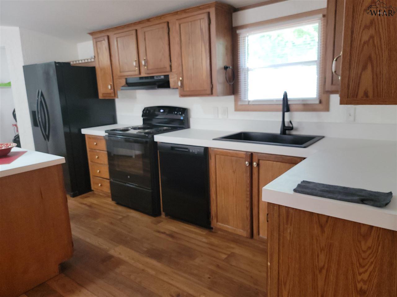 209 W 1st Street, Burkburnett, Texas image 7