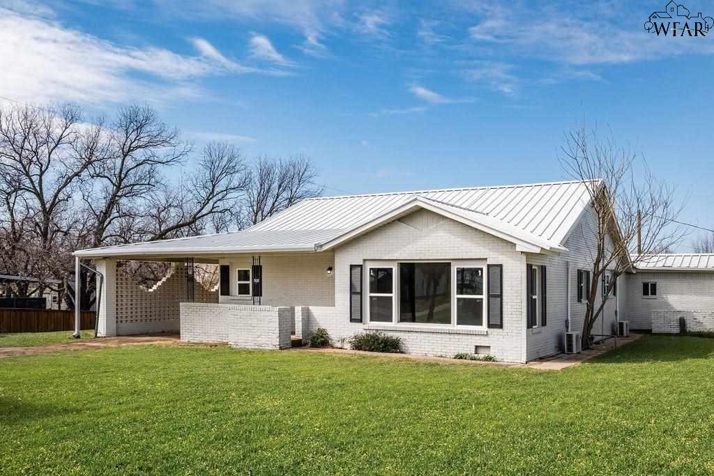 503 N Graham Street, Henrietta, Texas image 1