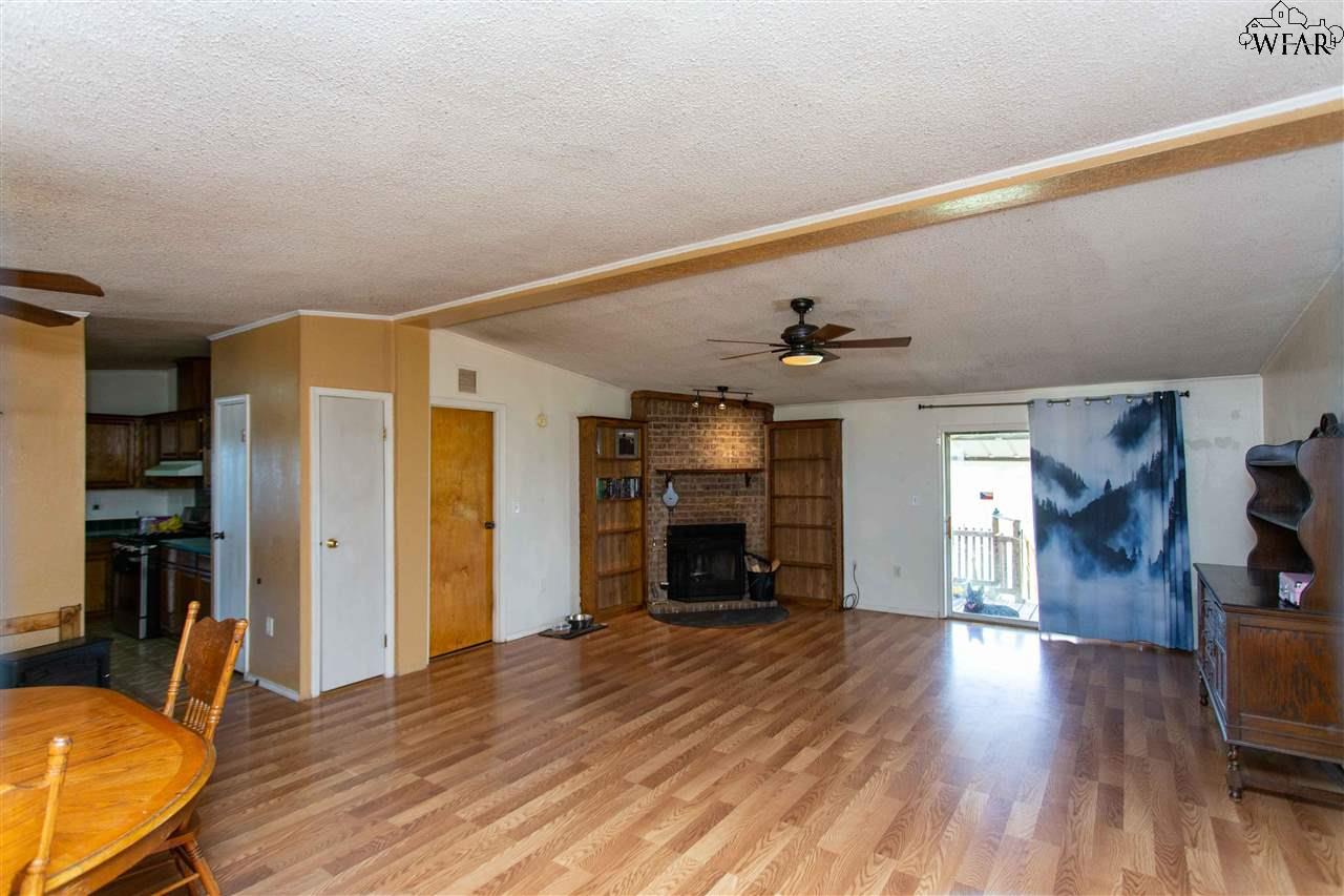 14953 Bray Road, Electra, Texas image 7