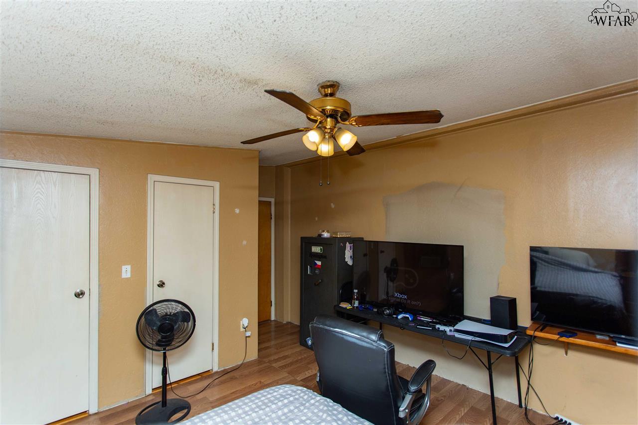 14953 Bray Road, Electra, Texas image 17