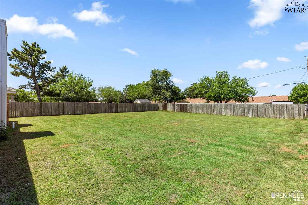 1413 Parliament Street, Burkburnett, Texas image 27