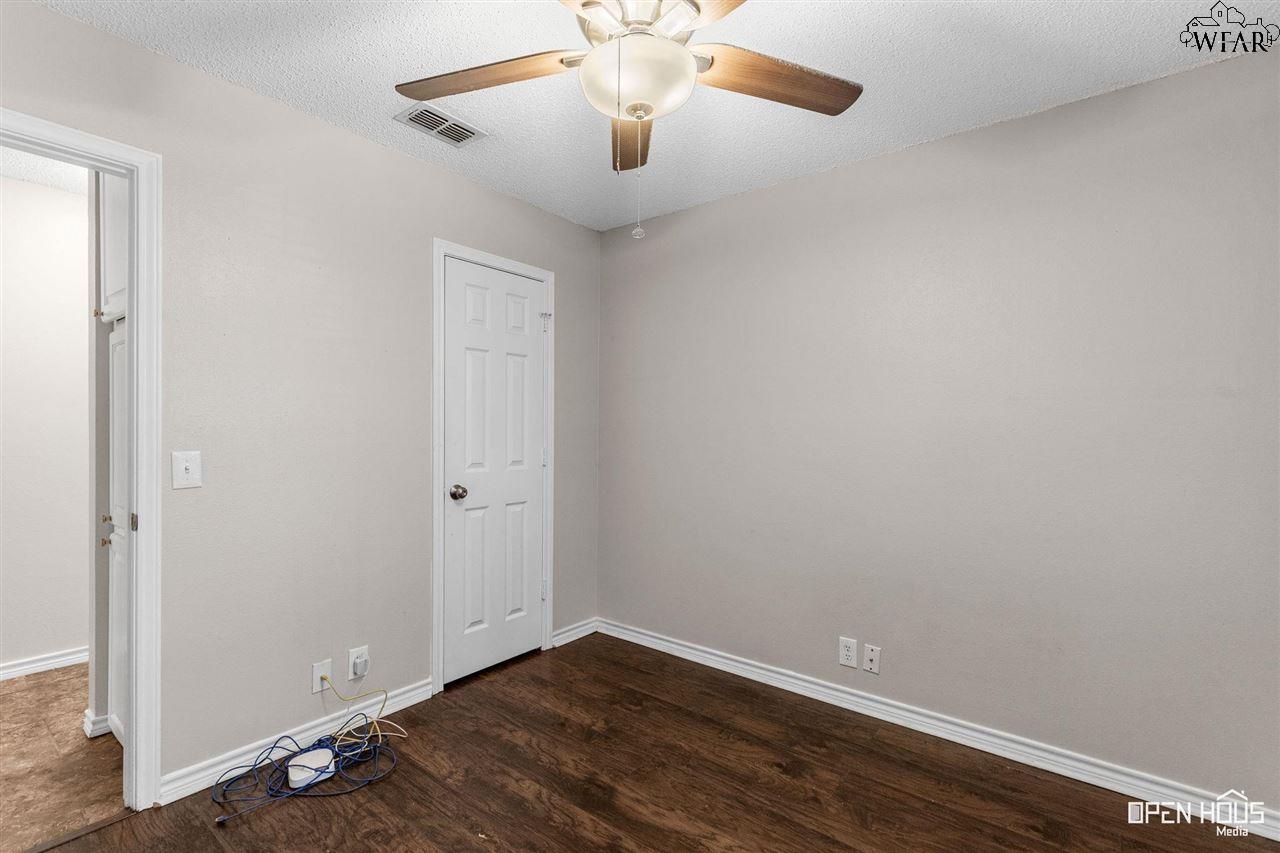 1413 Parliament Street, Burkburnett, Texas image 24