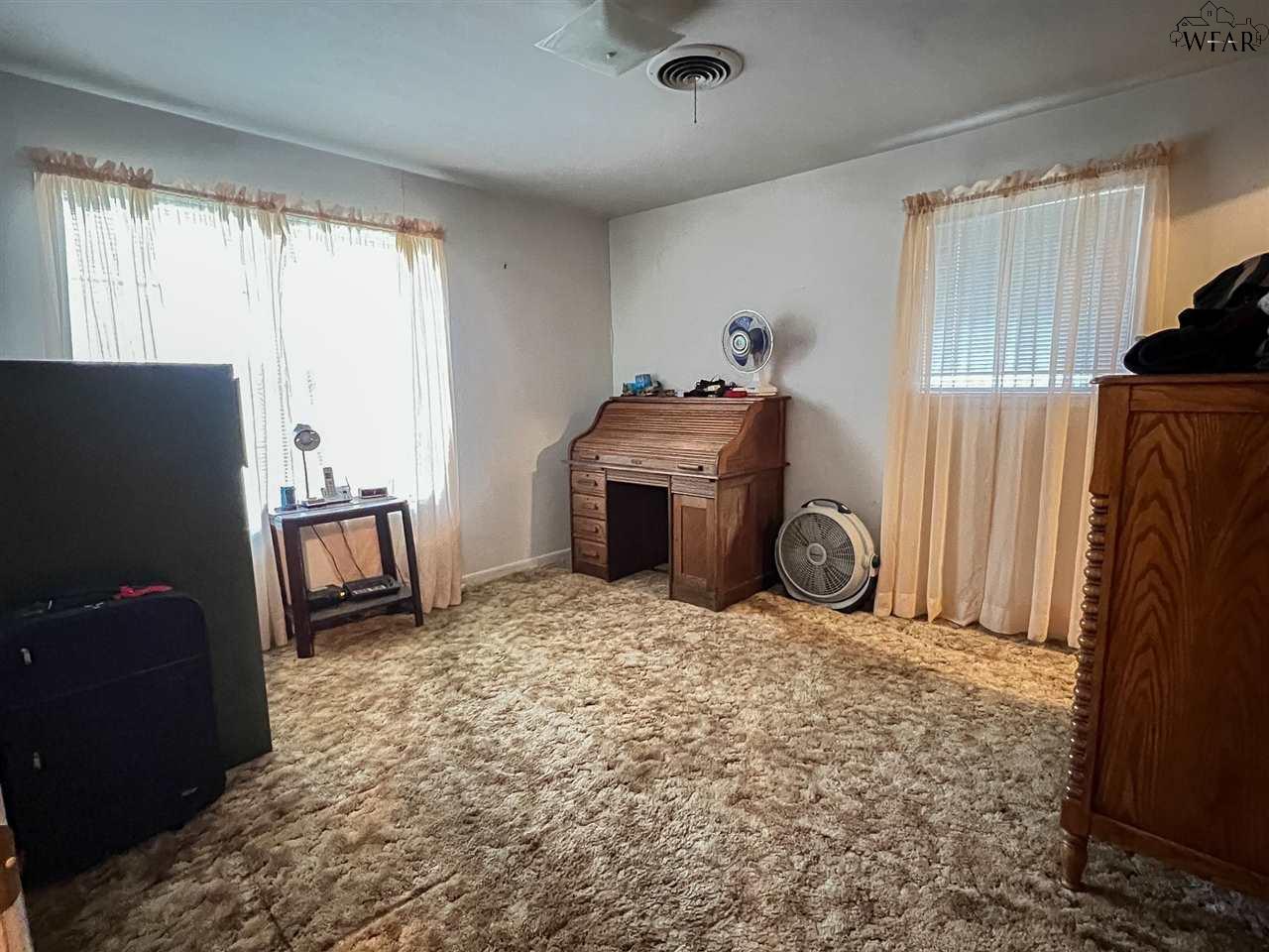 703 S Oak Street, Archer City, Texas image 25