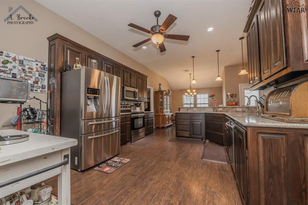 7821 Fm 2393, Wichita Falls, Texas image 13