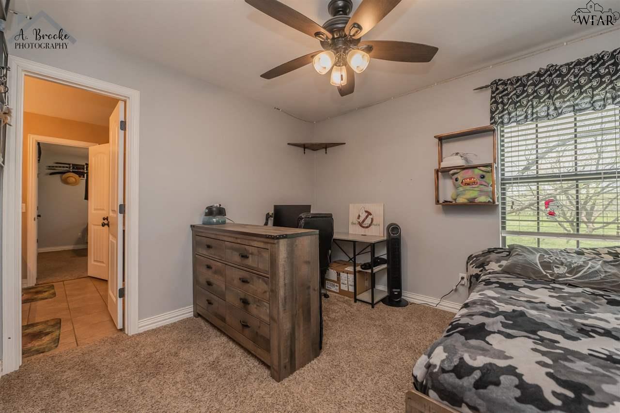 7821 Fm 2393, Wichita Falls, Texas image 17