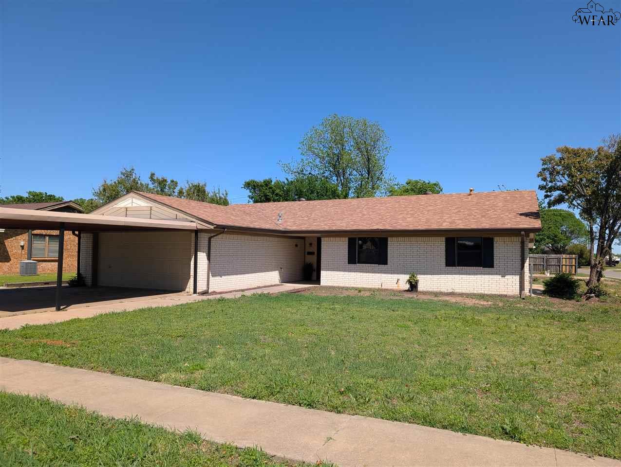 821 Mimosa Street, Burkburnett, Texas image 1