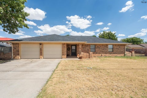 Homes For Sale - 1717 City View Drive<br/> Wichita County, Wichita Falls, TX 76306