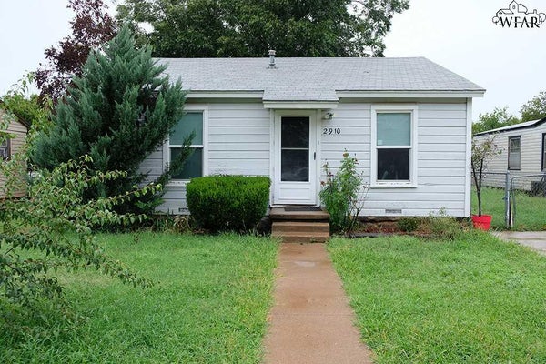 2910 SHERMAN RD, WICHITA FALLS, TX 76309 - Image 0dba543a214b594cfae978078a274b26/4099856435