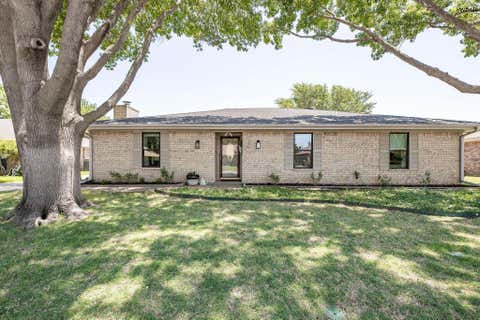 Homes For Sale - 3 Flat Top Circle<br/> Wichita Falls, TX 76308