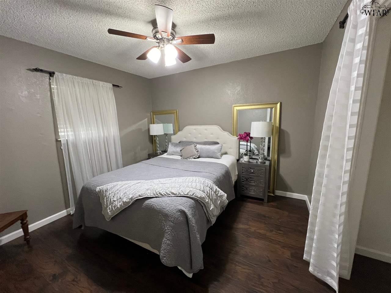 505 E Commerce Street, Henrietta, Texas image 18