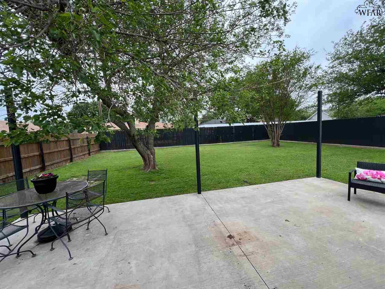505 E Commerce Street, Henrietta, Texas image 23