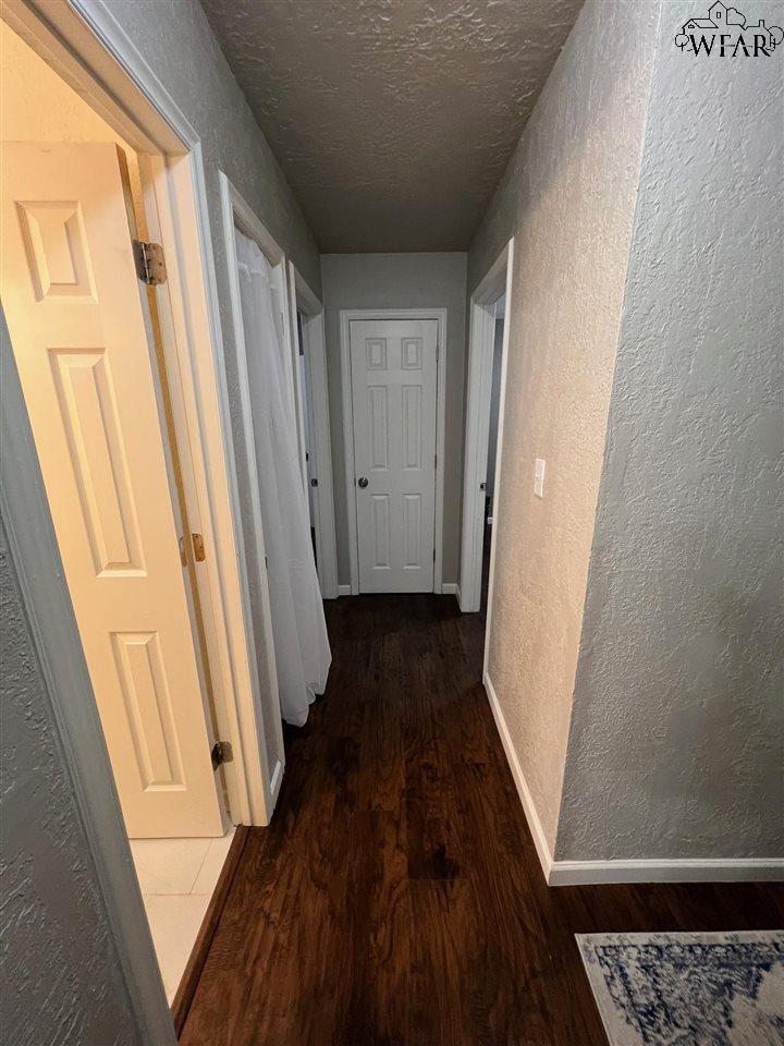 505 E Commerce Street, Henrietta, Texas image 13