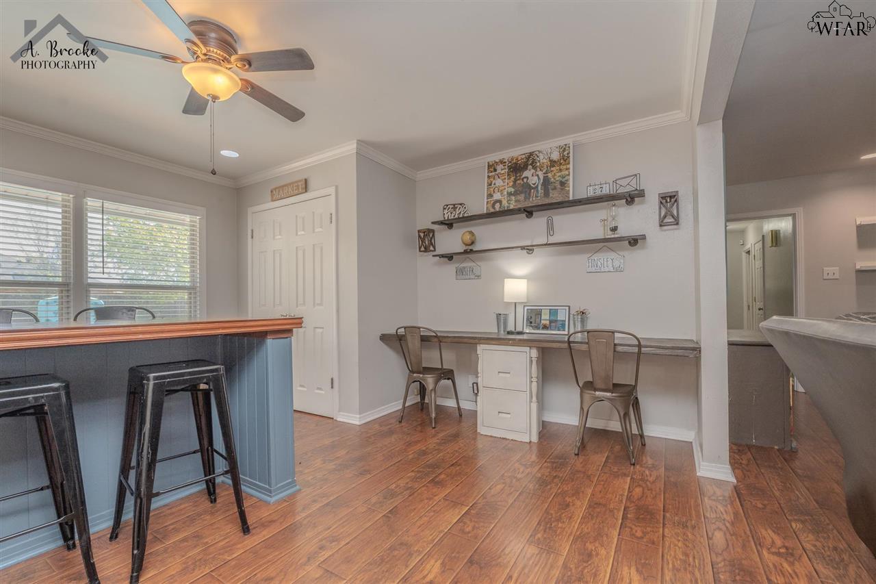 816 S Ash Street, Archer City, Texas image 10