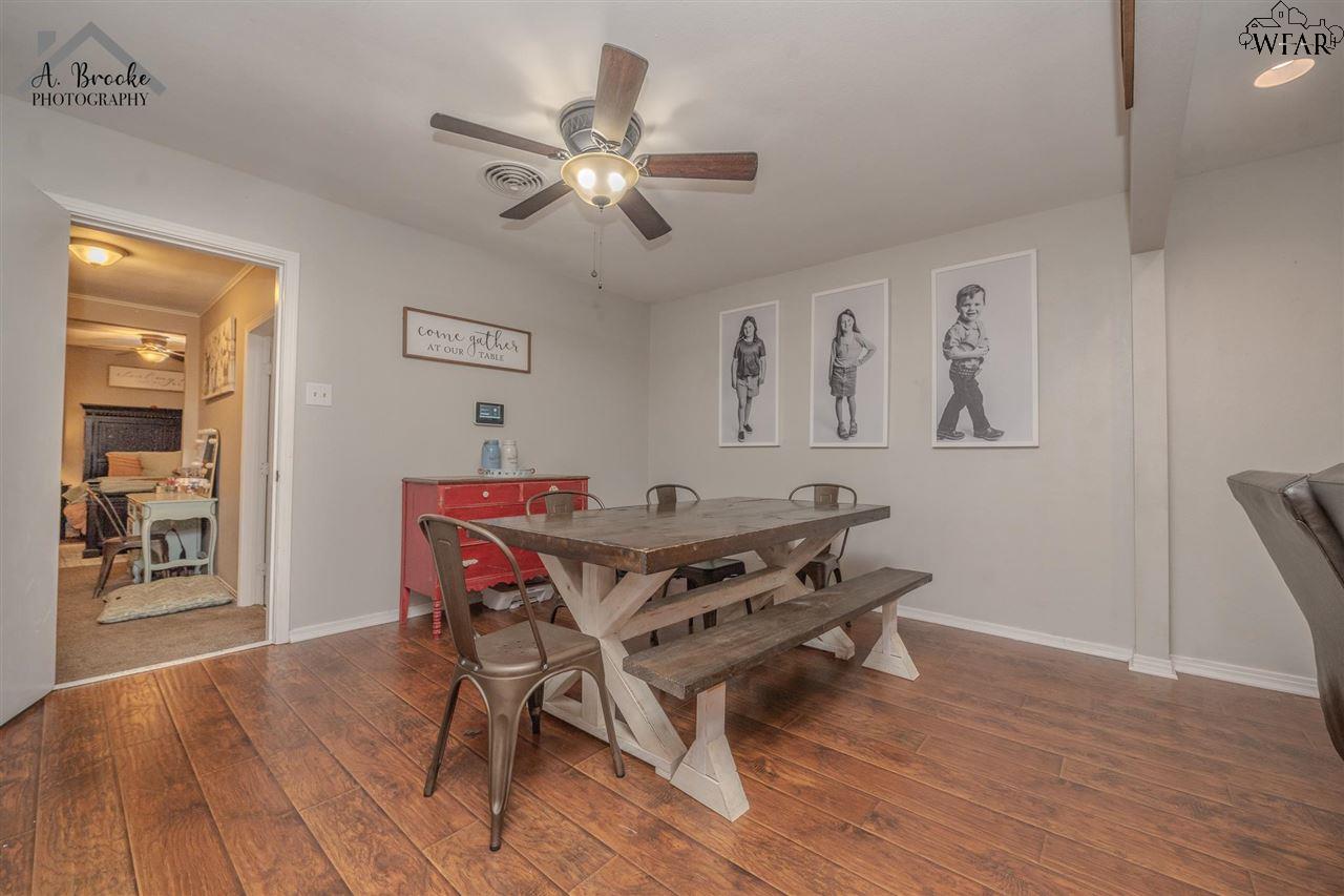 816 S Ash Street, Archer City, Texas image 8