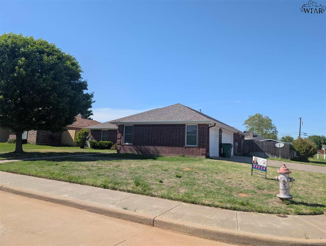 101 Kaitlin, Burkburnett, Texas image 25