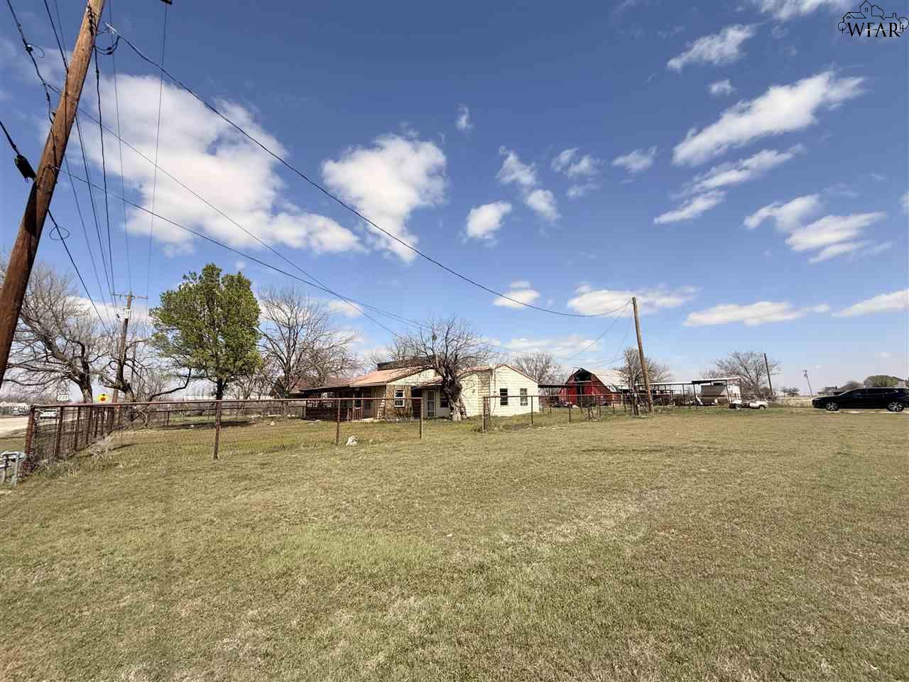 105 S College Avenue, Holliday, Texas image 8