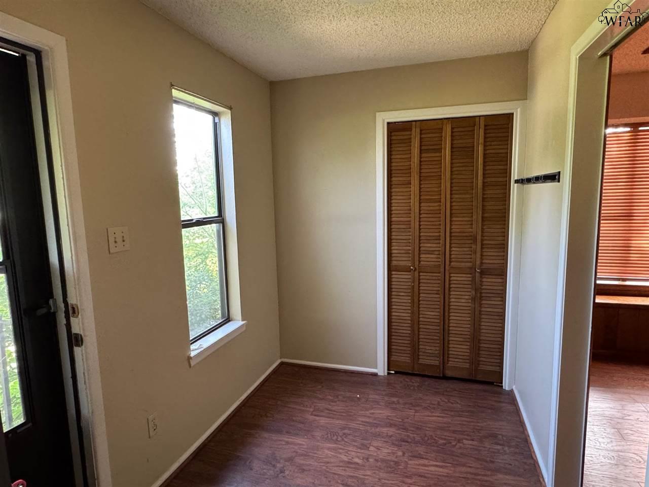 400 N Tackitt Street, Seymour, Texas image 13