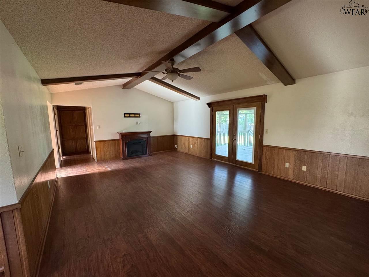 400 N Tackitt Street, Seymour, Texas image 3