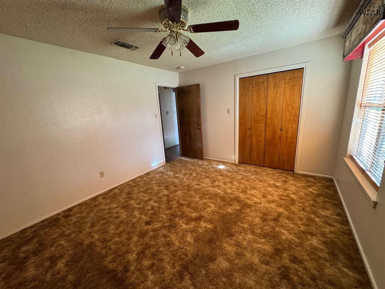 400 N Tackitt Street, Seymour, Texas image 8