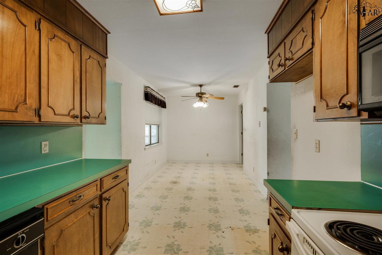 3019 Huskie Drive, Wichita Falls, Texas image 8
