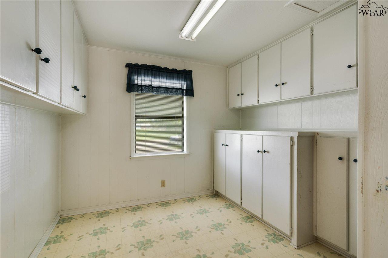 3019 Huskie Drive, Wichita Falls, Texas image 23