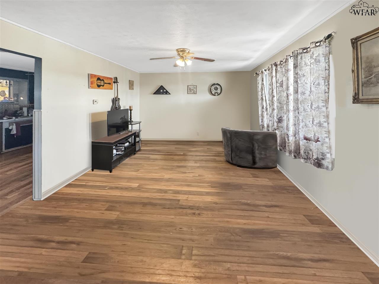 204 Mockingbird Lane, Burkburnett, Texas image 3