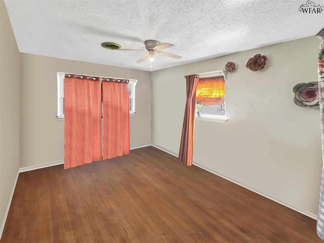 204 Mockingbird Lane, Burkburnett, Texas image 12
