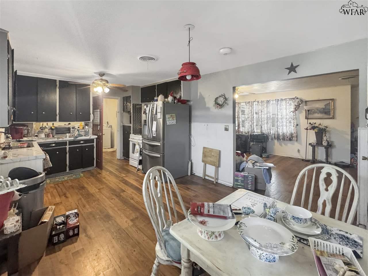 204 Mockingbird Lane, Burkburnett, Texas image 6