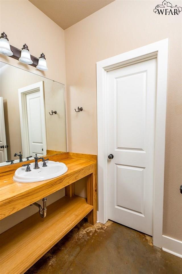 202 Skyline Drive, Wichita Falls, Texas image 16
